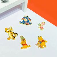 10PCS ตัวการ์ตูน Winnie The Pooh จี้ DIY น่ารักนักเรียนสร้อยข้อมือจี้อุปกรณ์เสริมพวงกุญแจสร้อยคอ Accessories