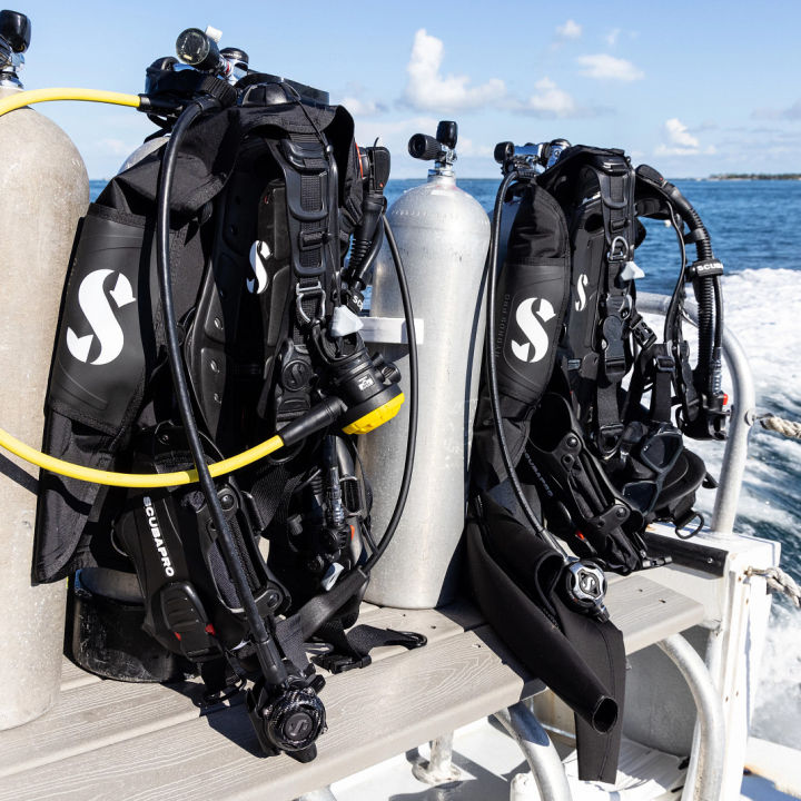 scubapro-hydros-pro-bcd-black-men-size-s-m-l-xl-xxl-scuba-diving