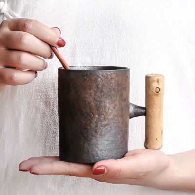 NEW2022 Japanese-style Vintage Ceramic Coffee Mug Tumbler Rust Glaze Tea Milk Beer Mug with Wood Handle Water Cup Home Office