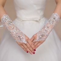 ☈ 1 Pair White Short of Gloves Wedding Gown Accessories Fingerless Gloves Inlaid Rhinestone for Bridal Lace Glove