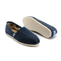 HOT ●✁ ?แท้? Toms รองเท้าผ้าใบลําลอง ส้นแบน ลายทาง สีฟ้า สําหรับผู้ชาย ผู้หญิง