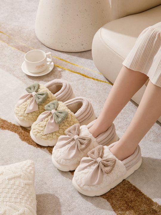 รองเท้าคุมขังถุงอุ่นในบ้านพื้นหนาทำจากผ้ากำมะหยี่สำหรับผู้หญิงรองเท้าแตะผ้าฝ้ายน่ารัก