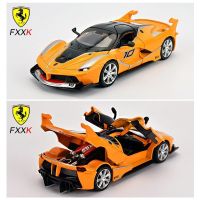 โมเดลรถยนต์ Ferrari FXXK ขนาด 1:32 ของเล่นสําหรับเด็ก เอฟเฟกต์แสงและเสียง