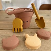 Silicone Children Beach Toys 6 Pieces Kit Baby Summer Digging Sand Tool with Shovel Molds Water Game Play Outdoor Toy Set