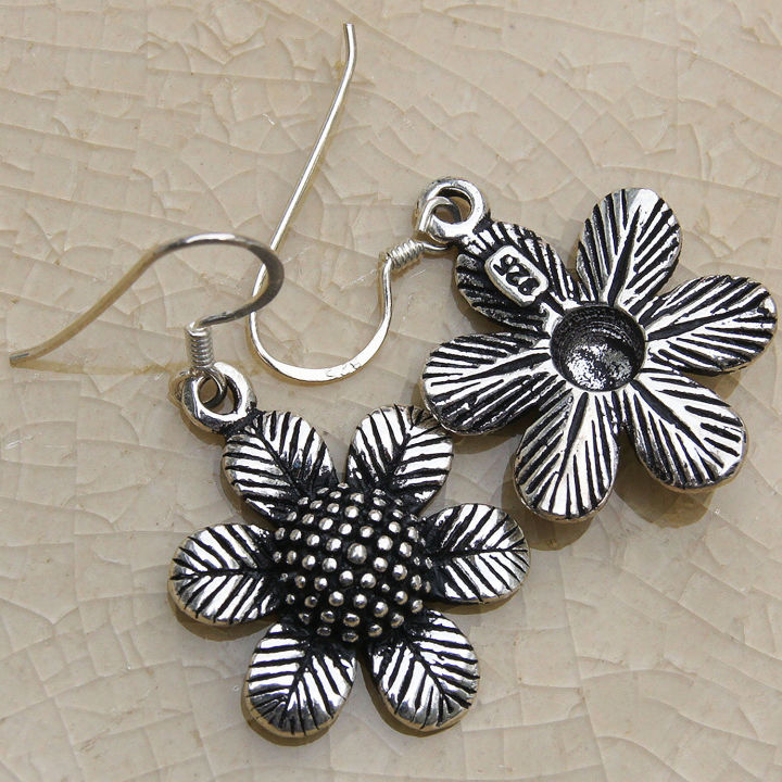 sunflower-nice-earrings-925-sterling-silver-thai-handmade-สวยงามไทยตำหูดอกทานตะวันงานฝีมือสวยของฝากที่มีคุณค่าของฝากถูกใจน่ารัก