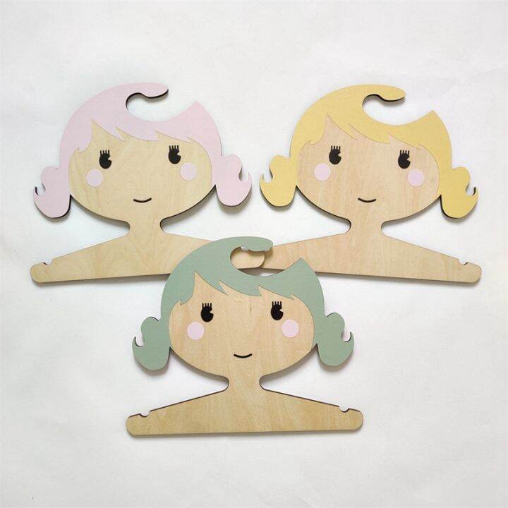 5pcs-mori-wooden-girl-shape-hanger-nordic-style-creative-home-childrens-room-baby-hanger-clothes-hanger