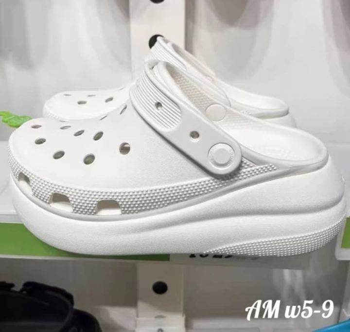 รองเท้าแตะผู้หญิง-crocs-classic-crush-clog-รองเท้าผู้หญิงแบบรัดส้น-รองเท้าแตะลำลอง-รองเท้า-crocs-ผู้หญิง-รองเท้าเผื่อสุขภาพ