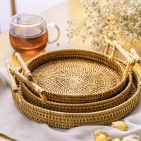 New Handwoven Rattan Storage Tray Basket With Wooden Handle Bread Basket Tray Fruit Tea Wicker Tray Coffee Table Decorative Tray