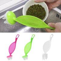 【CC】 2Pcs Rice Rinser Hangable Drain Baffle Detachable Handheld Washing Board