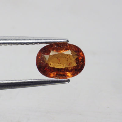 พลอย โกเมน สีส้ม สเปสซาไทท์ การ์เน็ต ธรรมชาติ แท้ ( Unheated Natural Spessartite Garnet ) หนัก 1.48 กะรัต