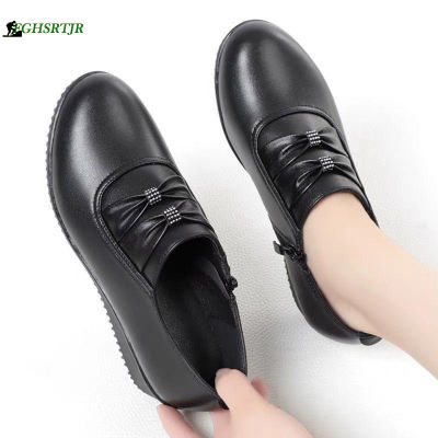 รองเท้าสีทึบระบายอากาศได้ดีรองเท้าส้นสูงรองเท้าส้นสูงผู้หญิงเหมาะสำหรับการเดินเต้น
