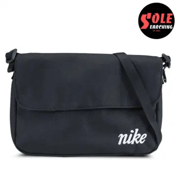 Nike Nike Sportswear Futura 365 Faux Fur Crossbody Bag (1L) Black