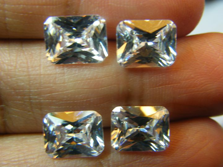 เพชรรัสเซียสีขาวรูปสี่เหลี่ยม-brilliant-white-american-diamond-stone-rectangle-octagon-6x4mm-white-4-pcs