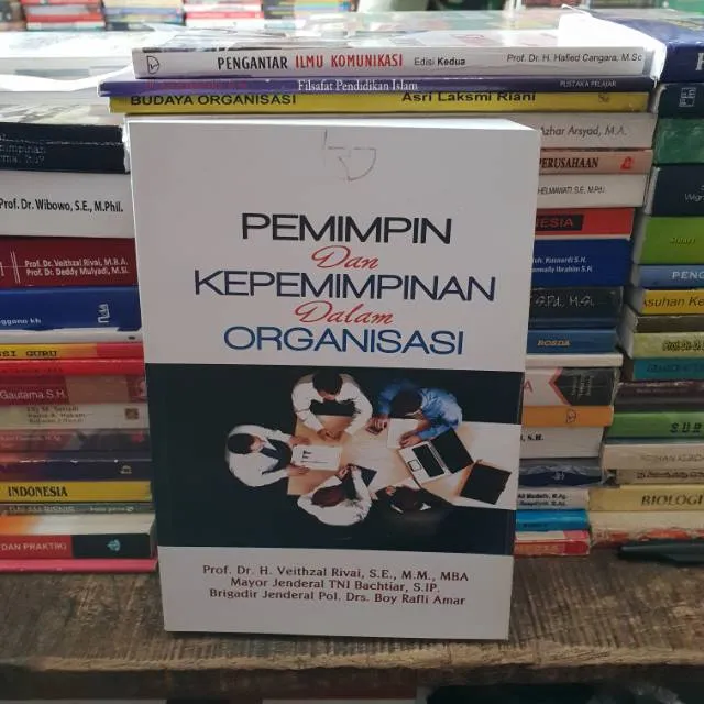 Pemimpin Dan Kepemimpinan Dalam Organisasi – Veithzal Rivai | Lazada ...