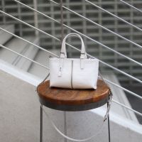 Gotcha Yada Crossbody White สีขาว กระเป๋าสะพายข้าง