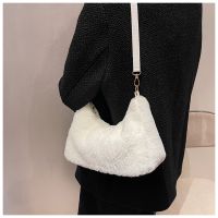 【CW】 Faux Fur Luxury Handbag Purse