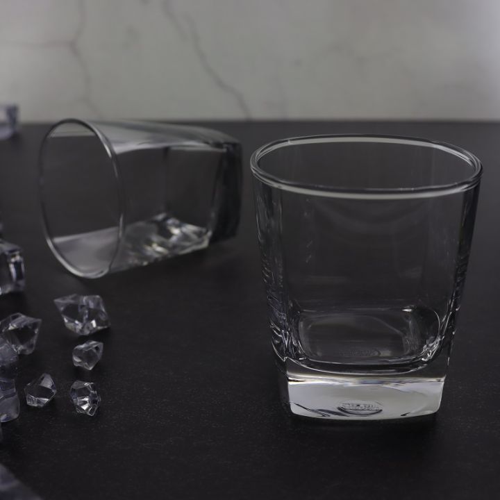 แก้วร็อค-plaza-rock-195-ml-แก้วน้ำ-แก้ววิสกี้-แก้วออนเดอะร็อค-แก้วเหล้า-แก้วทรงสี่เหลี่ยม-แก้วบรั่นดี-แก้วหรู