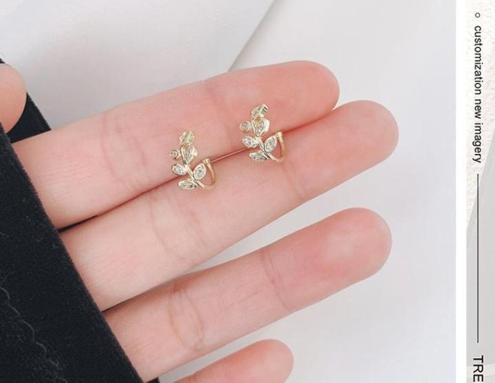 yf-fashion-new-crystal-leaf-clip-earrings-for-women-gold-color-exquisite-without-piercing-ear-cuff-2021-korean-trendy-jewerly-gifts