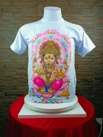 เสื้อยืด ลายพระพิฆเนศนั่งเสวยอาหาร ผ้าคอตตอน 100 % สีสวยสวยสดใส ใส่ได้ทั้งผู้ชายและผู้หญิง เสื้อใส่ทำบุญ เสื้อเที่ยวเสื้อแก๊ง