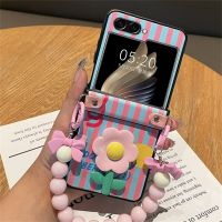 Korean Kawaii Stripe Pink Floral Bow Beads Bracelet Chain Case for Samsung Galaxy Z Flip5 Z Flip5 Zflip 5Flip5 Flip 5 Cover