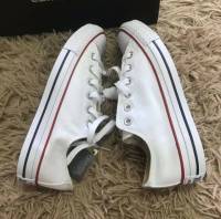 Converse All Star OX   White Color   สีขาว รองเท้าผ้าใบสายคลาสสิค ยอดฮิต ตลอดกาล!! สินค้าพร้อมอุปกรณ์ของแถมเพียบ!!