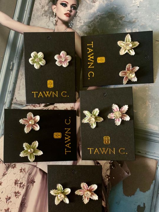 tawn-c-couture-flower-earring-ตุ้มหูดอกไม้กูตูร์