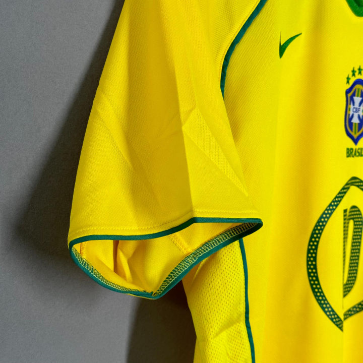 เสื้อกีฬาแขนสั้น-ลายทีมชาติฟุตบอล-brazil-ronaldor-dini-okaka-สีเหลือง-2004