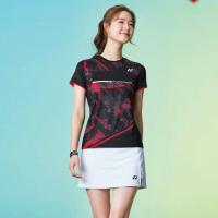 Yonex เสื้อแบดมินตันใหม่2023ฤดูร้อนแห้งเร็วฝึกกีฬาสำหรับทั้งหญิงและชายระบายอากาศได้ดีกีฬากลางแจ้งใส่สบายดูดซับเหงื่อ