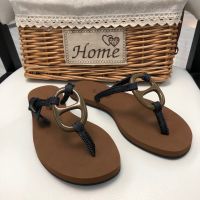 【Available】Summer Pig Nose Feet Clamping Herringbone Slippers Personalized Trend Casual Feet Clamping Outdoor Beach Shoes Anti slip Slippers