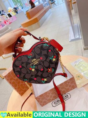 (พร้อมกล่อง) 2022 New Original COACH Heart Pattern Handbag Women Coach PU Leather Sling Bag Brown Cross Body Bag Shoulder Bag Phone Bag Summer Cosmetic Bag Messenger Bag Korean Fashion Student Large Capacity Handle Bag Shopping Bag Travel Banquet Bag