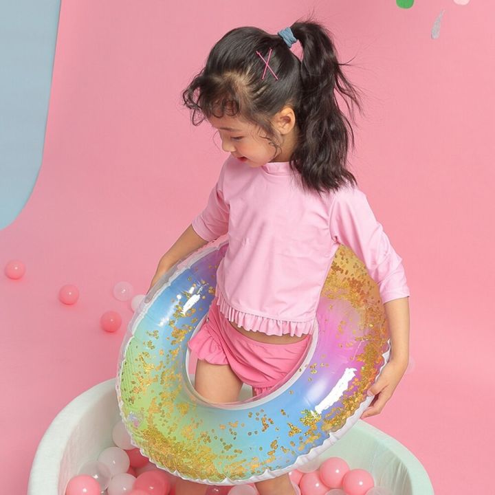 ของเล่นในงานปาร์ตี้ว่ายน้ำสำหรับเด็กลายรุ้งไล่ระดับสีมีเลื่อมสำหรับสระว่ายน้ำลอยน้ำสำหรับฤดูร้อน