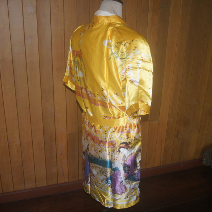 kimono-yellow-wear-to-bed-comfortable-to-wear-wear-to-the-house-put-on-after-bathing-สีเหลือง-ใส่นอน-ใส่สบาย-ใส่อยู่กับบ้าน-ใส่หลังอาบน้ำ-ความยาว112-ซ-ม-กว้าง-112ซ-ม-แขน-25-ซ-ม