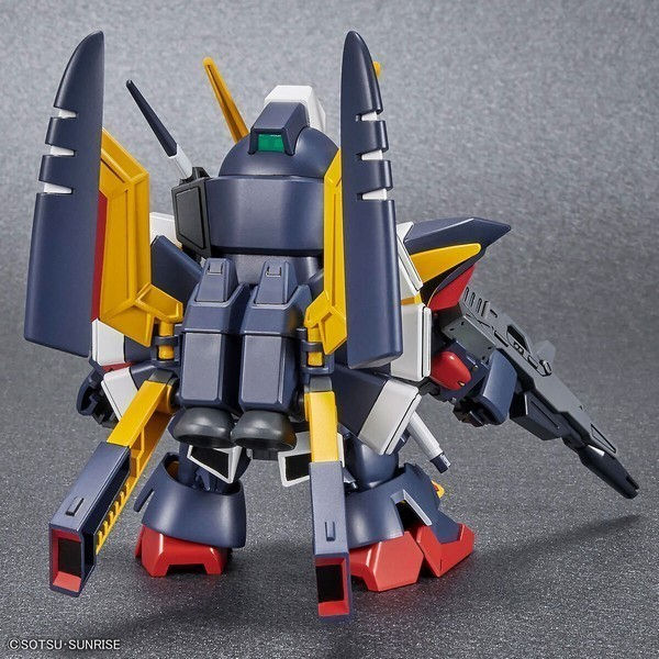 sdcs-tornado-gundam