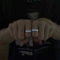 Small Group Love Luminous Ring เป็นตัวเลือกที่สมบูรณ์แบบสำหรับคุณในการเปลี่ยนแหวนแต่งงานของคุณแหวนคู่รักที่สดใหม่และหวานอย่างแพร่หลาย