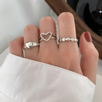 2Pcs Creative Heart Matching แหวนคู่ชุด Forever Endless Love แหวนแต่งงานสำหรับผู้หญิงผู้ชาย Charm เครื่องประดับวันวาเลนไทน์ Gift