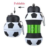 【LZ】◐☒  Garrafa de água portátil dobrável de futebol esportes plástico ecológico chaleira para crianças e adultos viagens bebida para caminhadas 550ml