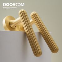 Dooroom ทองเหลืองล็อคประตูชุดที่ทันสมัยเรียบง่ายยุโรป Interiror ห้องนอนห้องน้ำคู่ไม้ประตูก้านชุดจับลูกบิด