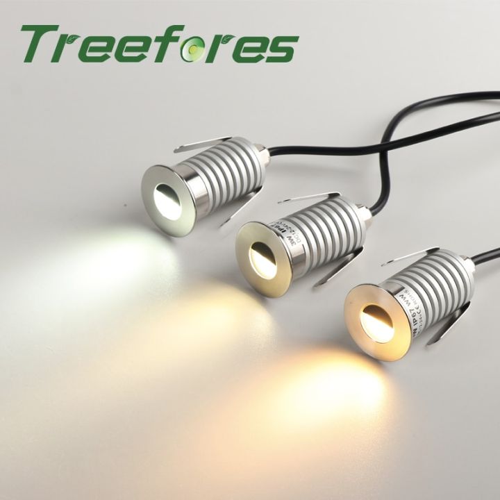 Với đèn LED chiếu điểm hồ bơi, khu vực này sẽ trở nên rực rỡ hơn bao giờ hết. Đèn sáng tạo này sẽ giúp tăng tính thẩm mỹ cho không gian, đem lại cảm giác thư giãn và tiện nghi cho người dùng. Hãy đón xem hình ảnh rực rỡ này và khám phá sự độc đáo của đèn LED trong hồ bơi.