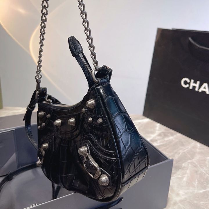 Balenciaga Black Chevre Leather Metallic Edge Envelope Clutch Crossbody Bag  w Strap  Yoogis Closet