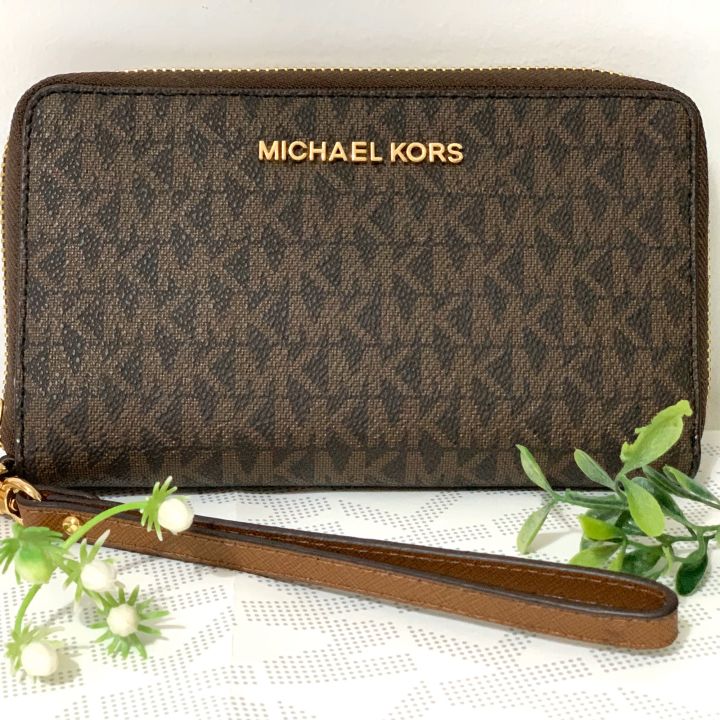 ORIGINAL MICHAEL KORS OUTLET USA Luxury Bags  Wallets on Carousell