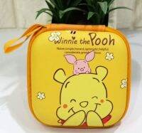 กล่องเก็บหูฟัง สายชาร์จ หัวชาร์จ  ใช้งานได้เอนกประสงค์ Size M ลาย Winnie the pooh   น่ารักน่าใช้ ขนาด 9.5x9.5x3.5cm