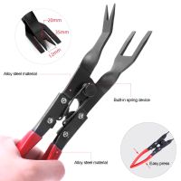 ：{“： Car Headlight Repair Installation Tool Trim Clip Removal Pliers Van Door Panel Fascia Dash Upholstery Remover Tool