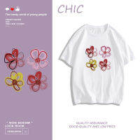 CHIC ผ้าฝ้ายแท้ ดอกไม้ที่เรียบง่ายพิมพ์เสื้อยืดแขนสั้นสบาย ๆ T0372