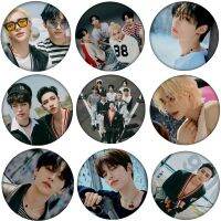 Free Shipping Kpop STRAY KIDS New Album MAXIDENT Badge Brooch Pin Accessories For Clothes Backpack Decoration gift Fashion Brooches Pins