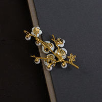 Winter Plum Blossom Flower Pearl Brooch For Women Fashion Good Qulity Female Gift Branch Flowers Plant Corsage Pins