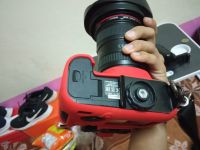 ฝาปิดช่องใส่แบตกล้อง Canon 6D (ตัวแรก) ตรงรุ่น มือ 1 อะไหล่กล้อง Canon ฝาแบต ฝาปิดแบตกล้อง