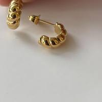 A.piece ต่างหูไทเทเนียม [Titanium &amp; Gold Plated] Marshmellow Earrings (26)