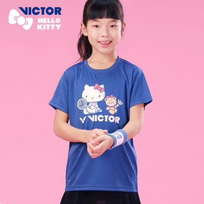 เสื้อยืดลาย VICTOR Victor Victory ชุดกีฬาแบดมินตันชุดถักสำหรับเด็กแห้งเร็วเฮลโลคิตตี้ทันสมัย