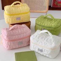 【cw】Hylhexyr Fashion Fluffy Makeup Bag Soft Nylon Flowers Candy Color Beauty Case Organizer Flip Cosmetic Bags With Zipper