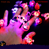 Fresh sky แหวนฮาโลวีนเรืองแสง5แพ็คโคมไฟผีฟักทอง LED สร้อยข้อมือที่มีสีสันของเล่น